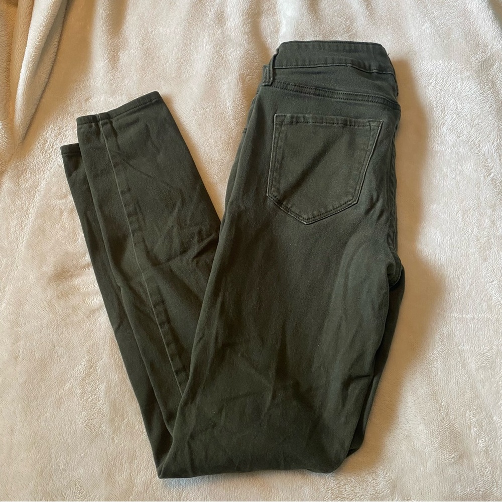 Old navy olive green skinny jeans l 2